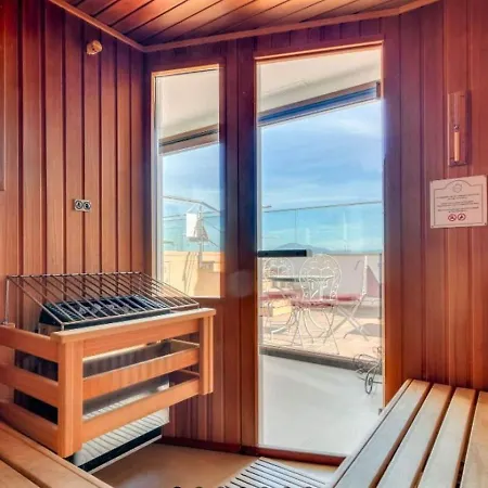 Appealing In With Shared Sauna *